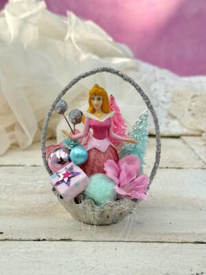 Julekurv af gammel kageform