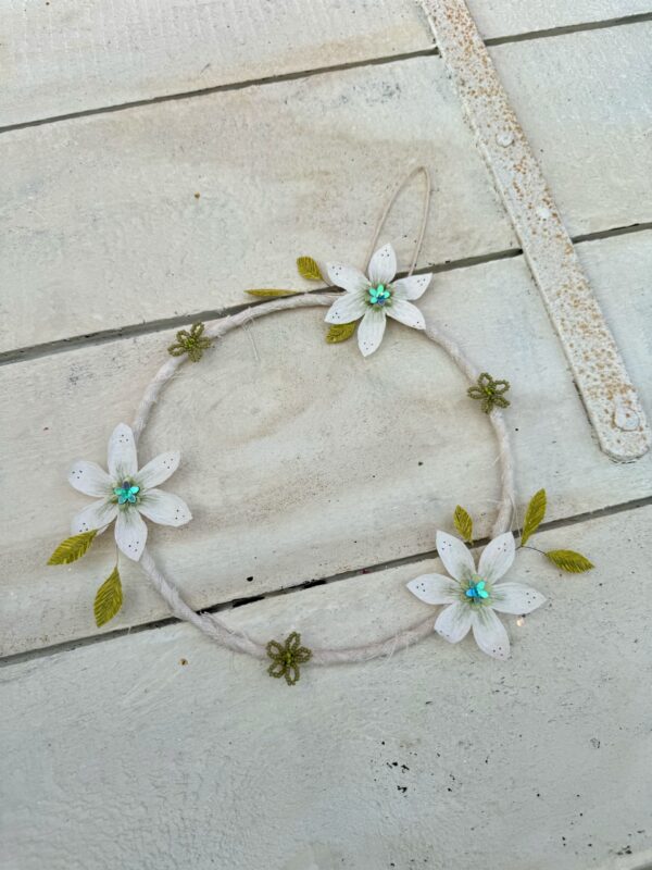 Krans med blomster - Image 2