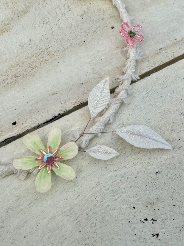 Krans med blomster - Image 3