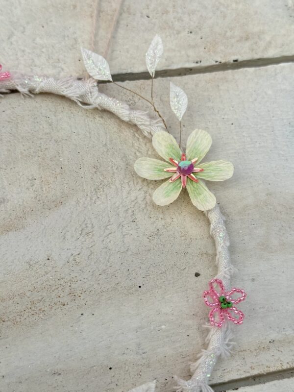 Krans med blomster - Image 4