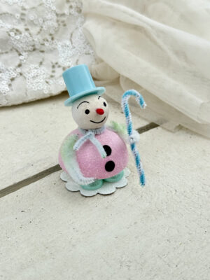 Snemand i retro stil, pastel lyserød