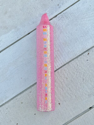 Nedtællingslys/ kalenderlys lyserødt med glimmer