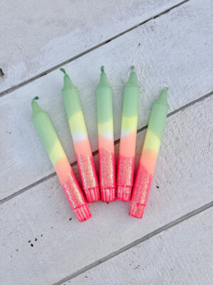 1 stk håndlavet stearinlys, grøn, gul, hvid, lys orange