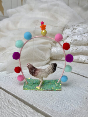 Ophæng Pompon med høne