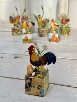 Påskeklods med høne og stort æg