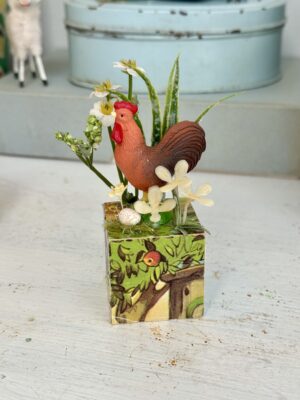 Påskeklods med brun høne